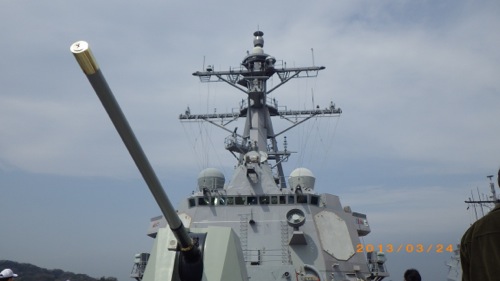 横須賀米軍　スプリングフェスタ　2013　ミサイル駆逐艦マスティン　主砲